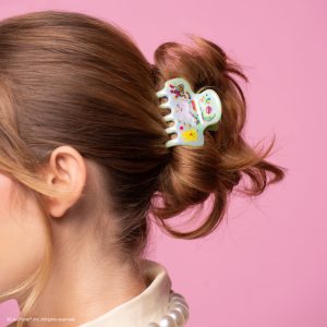 Alternative view of Lisa Frank x Kitsch Cloud Clip in Markie?