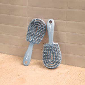 Alternative view of Haze Blue Detangling Flexi Brush - Mini