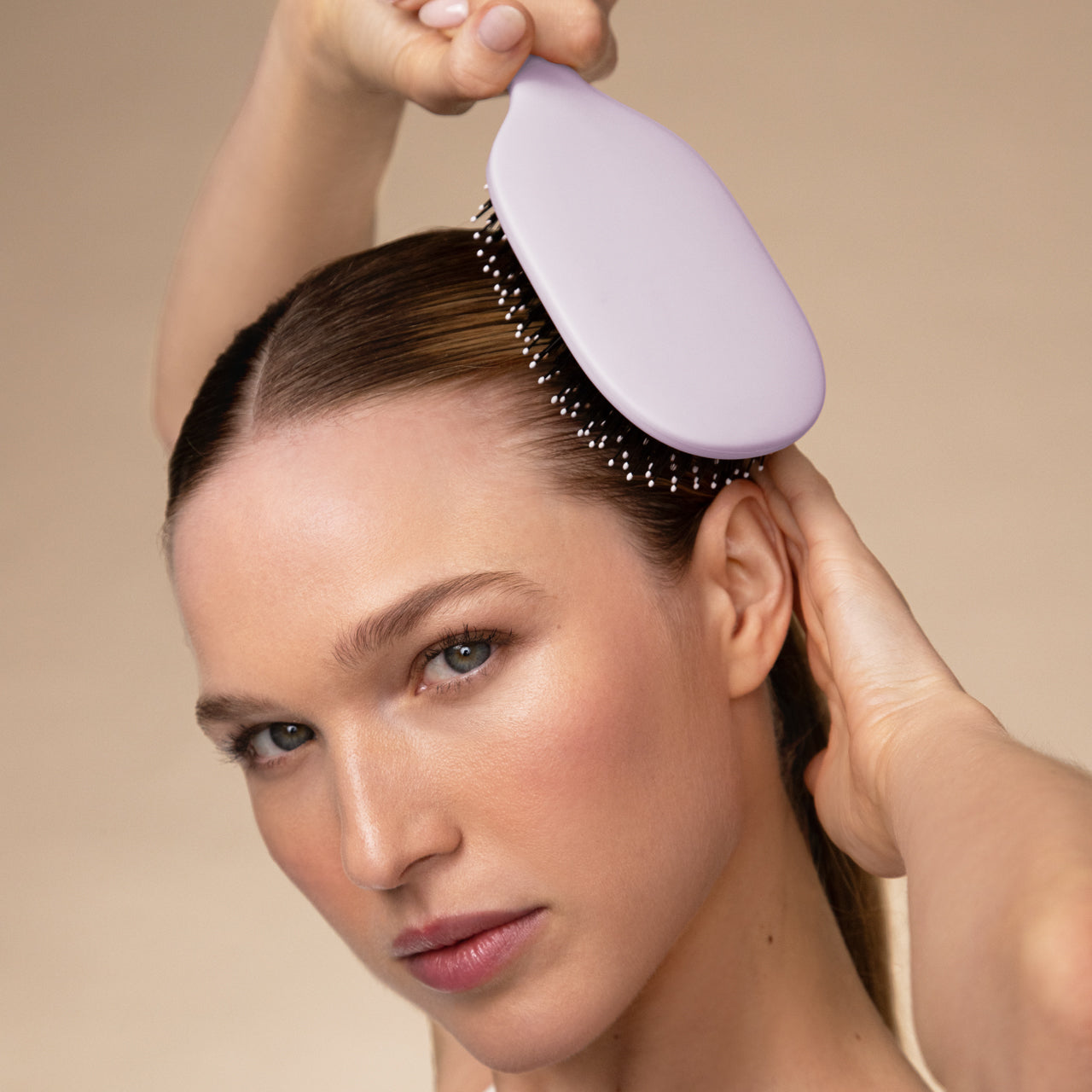 Soft Violet Smooth & Polish Brush - Image 3