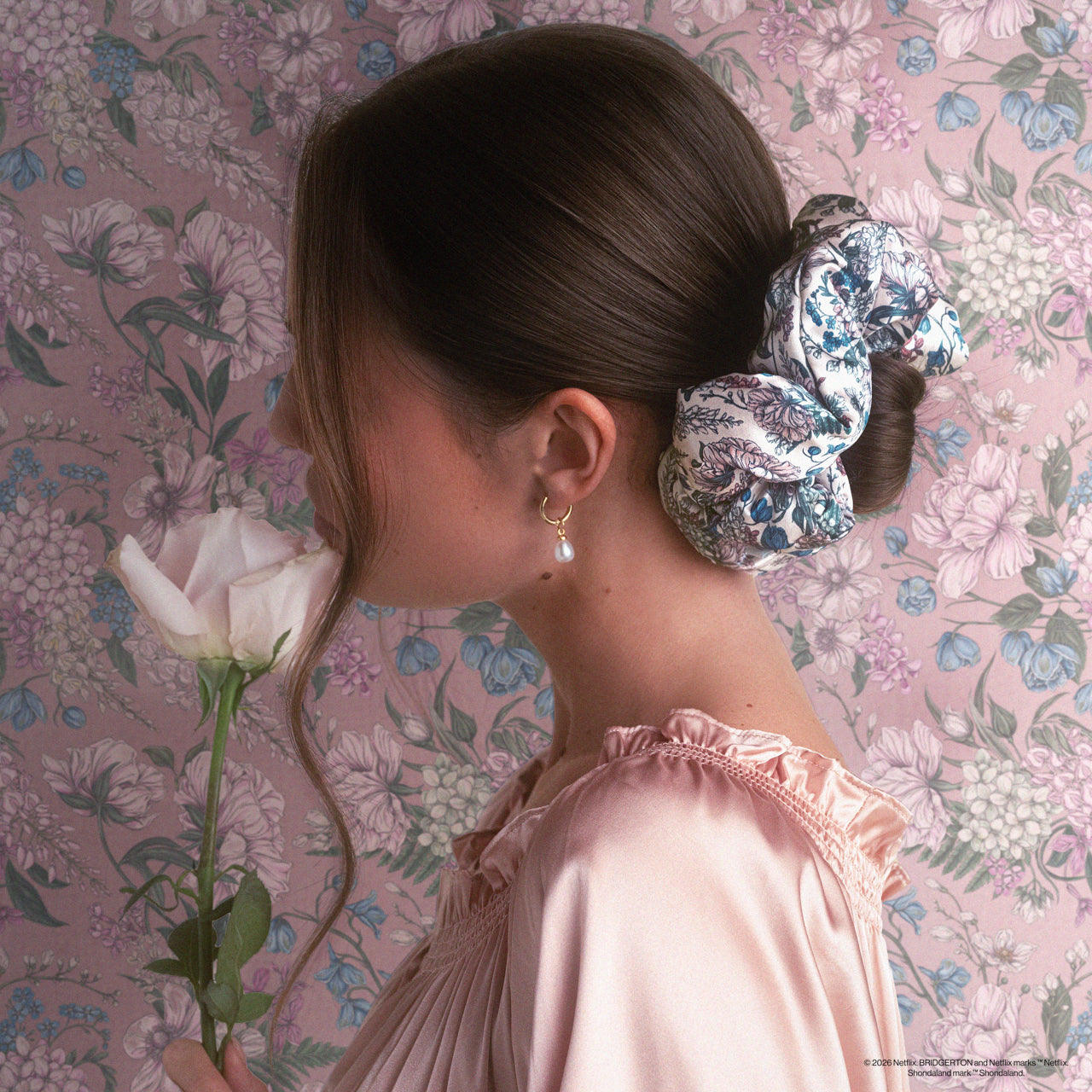 Bridgerton x Kitsch Satin Pillow Scrunchies? in Toile in Bloom - Image 4