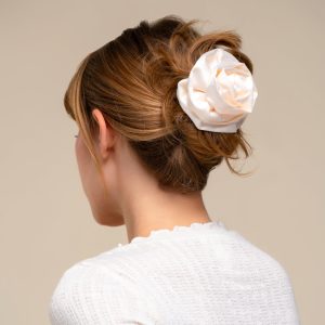 Alternative view of Satin Rosette Flat Cloud Clip in Cream - Medium