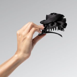 Alternative view of Satin Rosette Flat Cloud Clip in Black - Medium