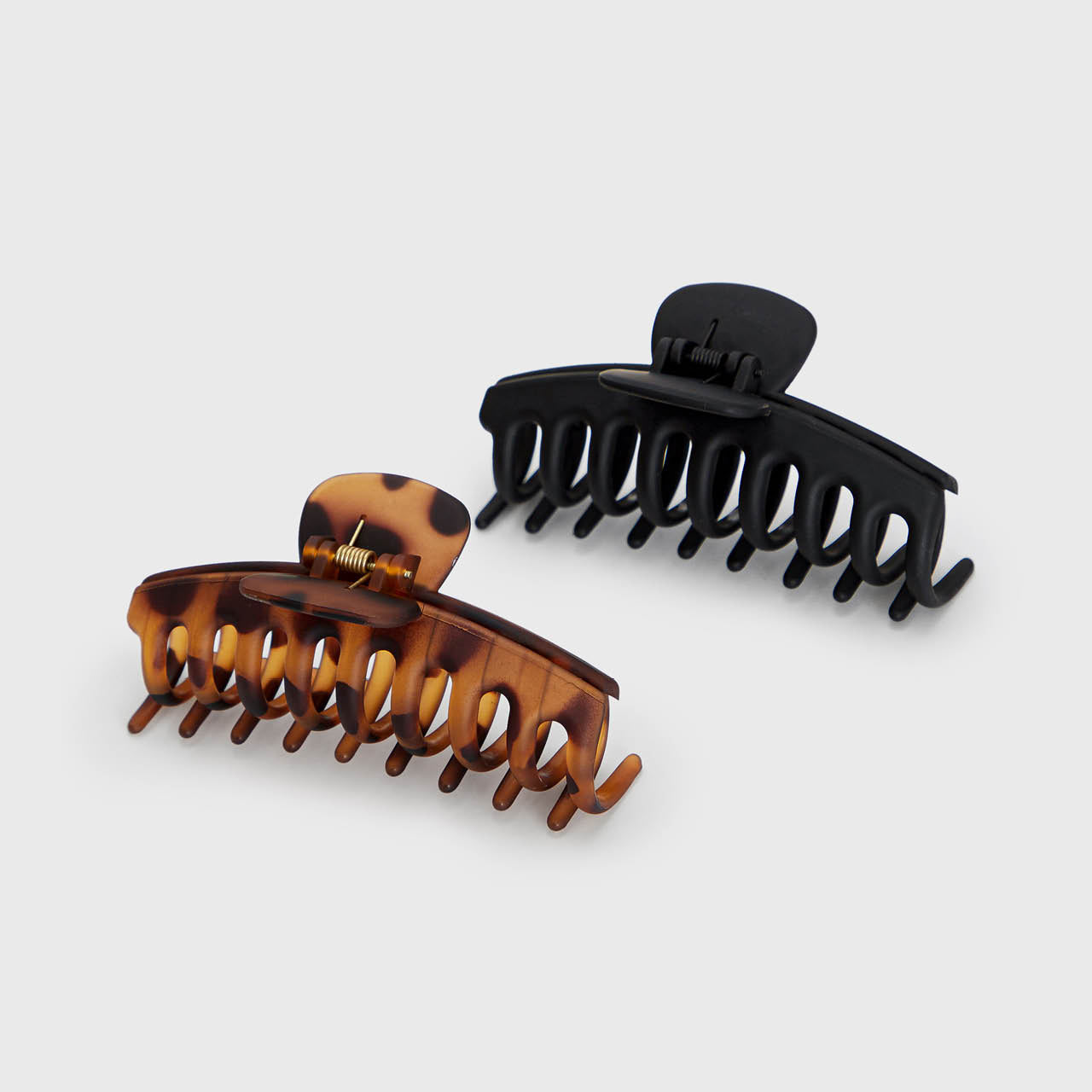 Black & Tort Matte Claw Clips 2pc Set - Oversized - Image 3