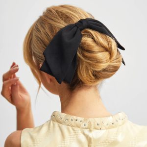 Alternative view of Black Bow Hair Clip