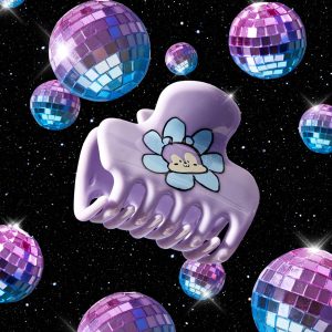 Alternative view of Kitsch x BT21 Cloud Claw Clip in MANG