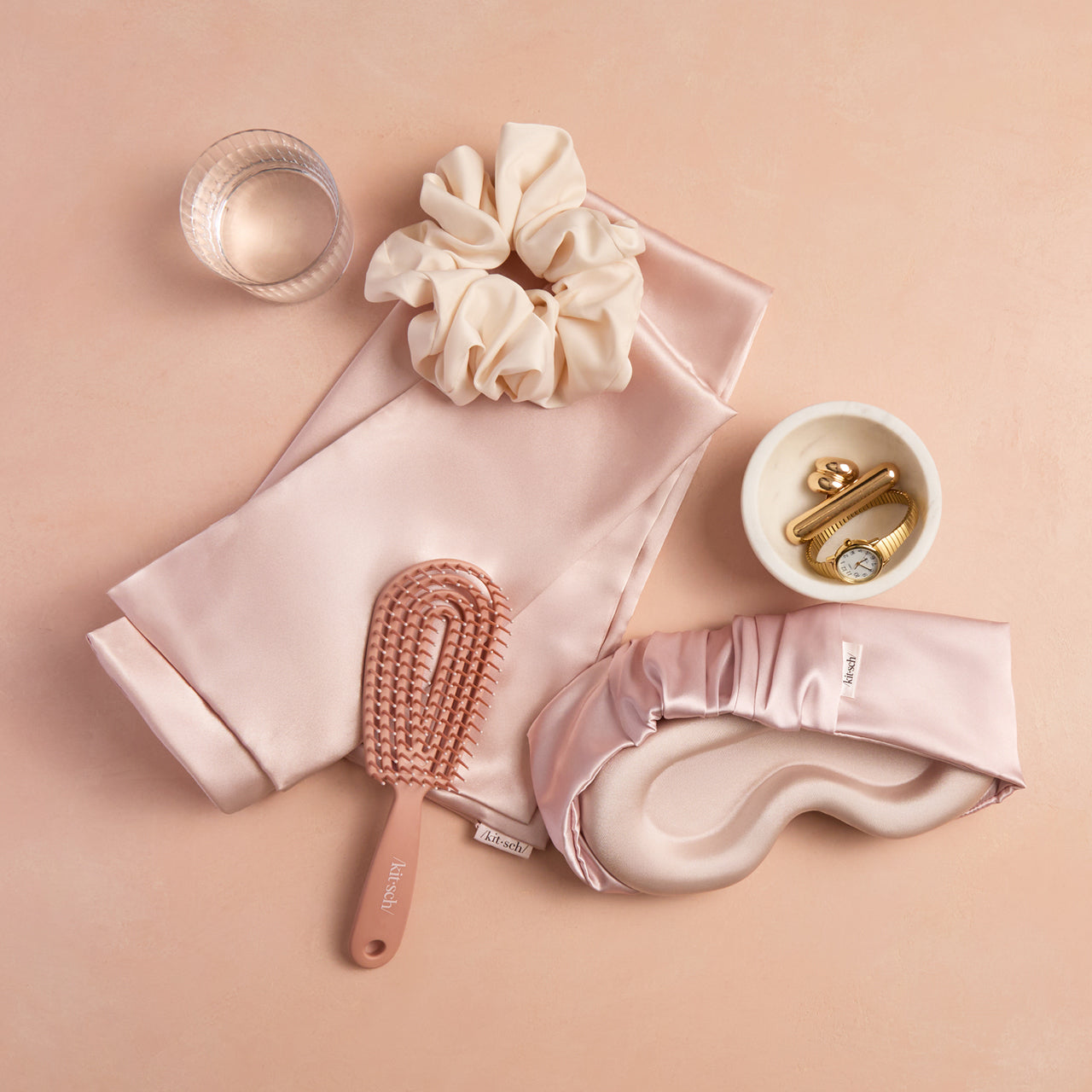 Blush Contour Pillow Eye Mask - Image 5